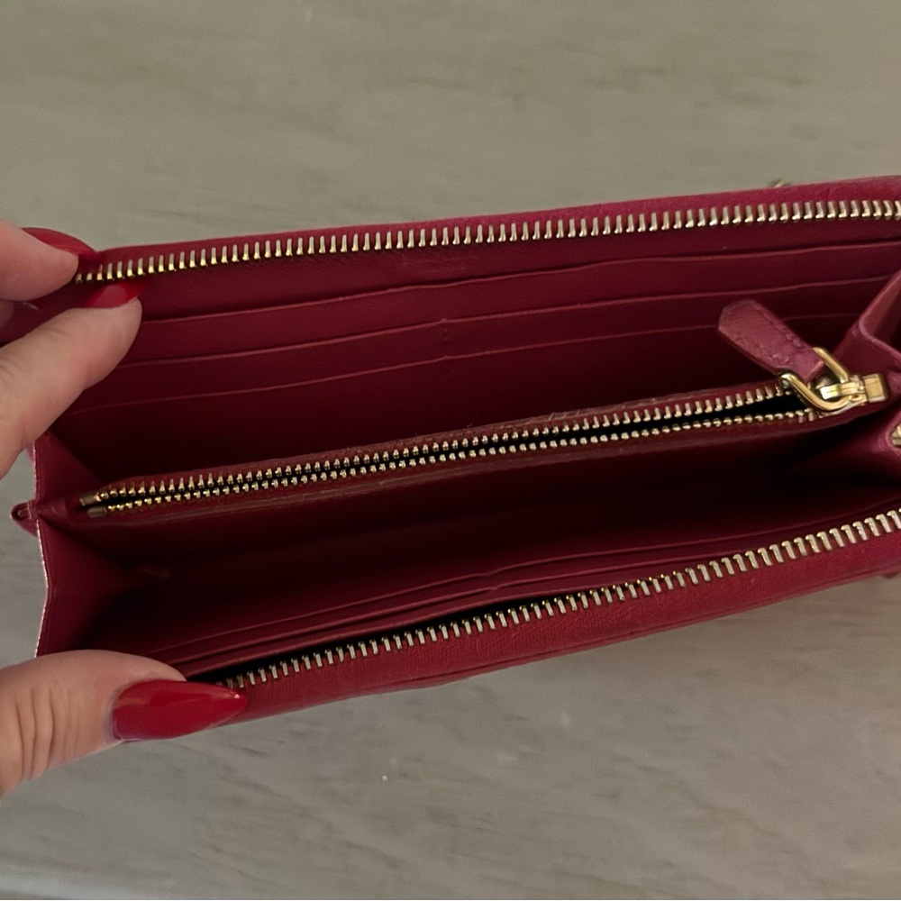 Prada Burgundy Wallet with Gold Logo - Picture 3 of 4